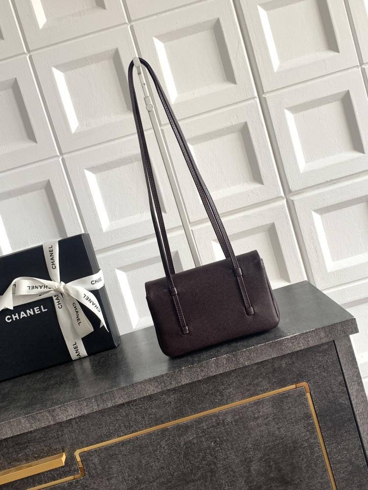 Elegant Leather Shoulder Bag
