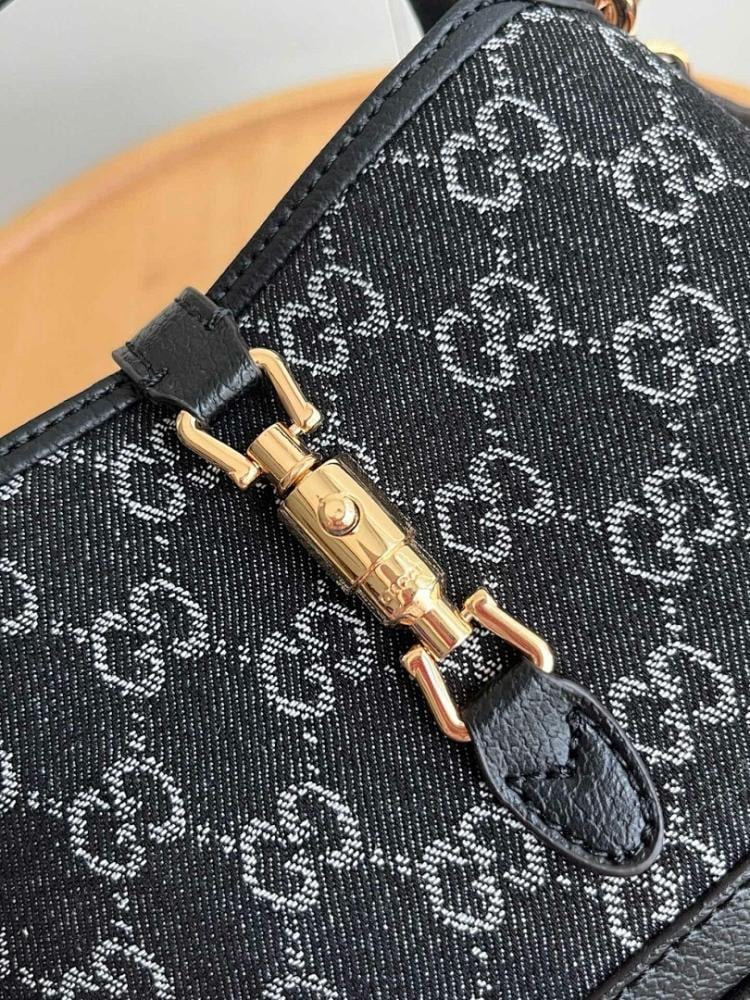 Modern Italian-Inspired Gold Leather Shoulder Bag