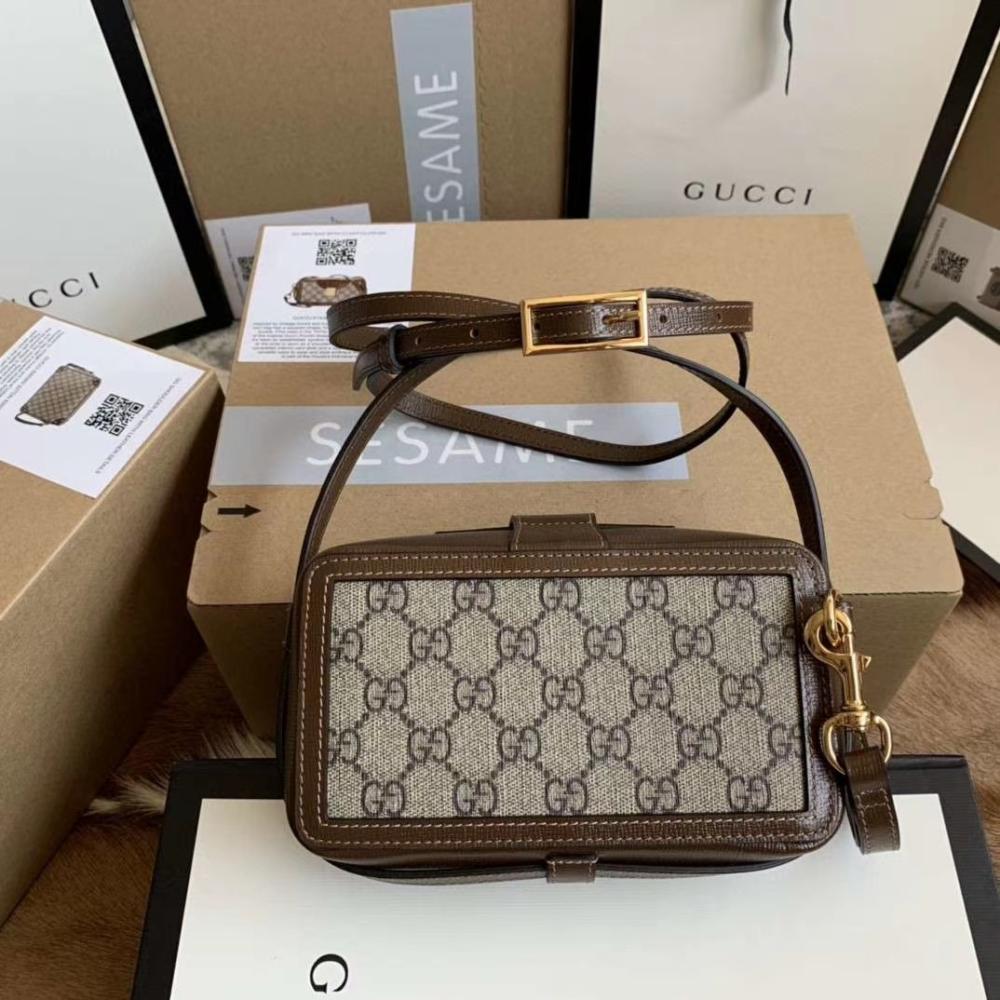 Classic Shoulder Bag