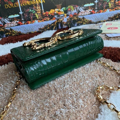 Luxury Stylish Crossbody Bag – Special Edition