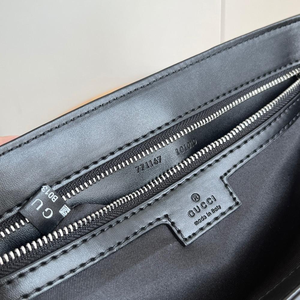 Stylish Shoulder Bag – Special Edition