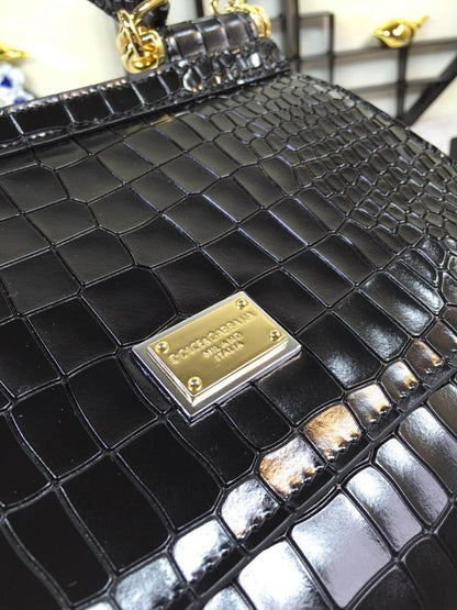 Modern Leather Crossbody Bag – Special Edition