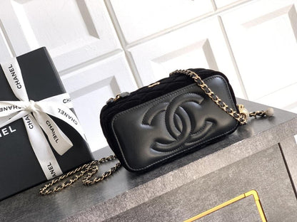 Alma Gold Satin Wallet