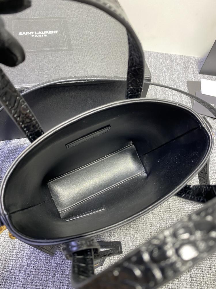 Elegant Top Handle Bag