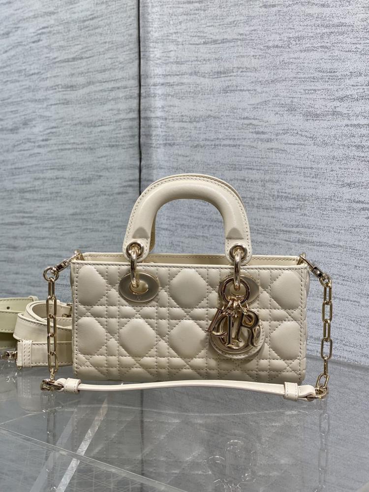 Alma Lambskin Shoulder Bag