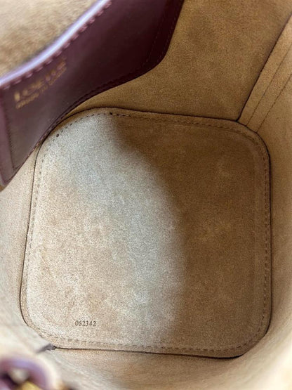 Stylish Refined Crossbody Bag