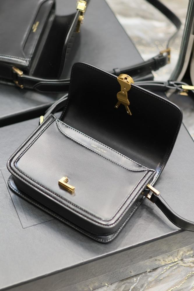 Elegant Refined Gold Woven Leather Top Handle Bag