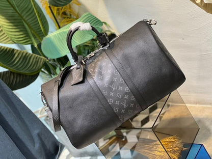 Elegant Premium Leather Crossbody Bag