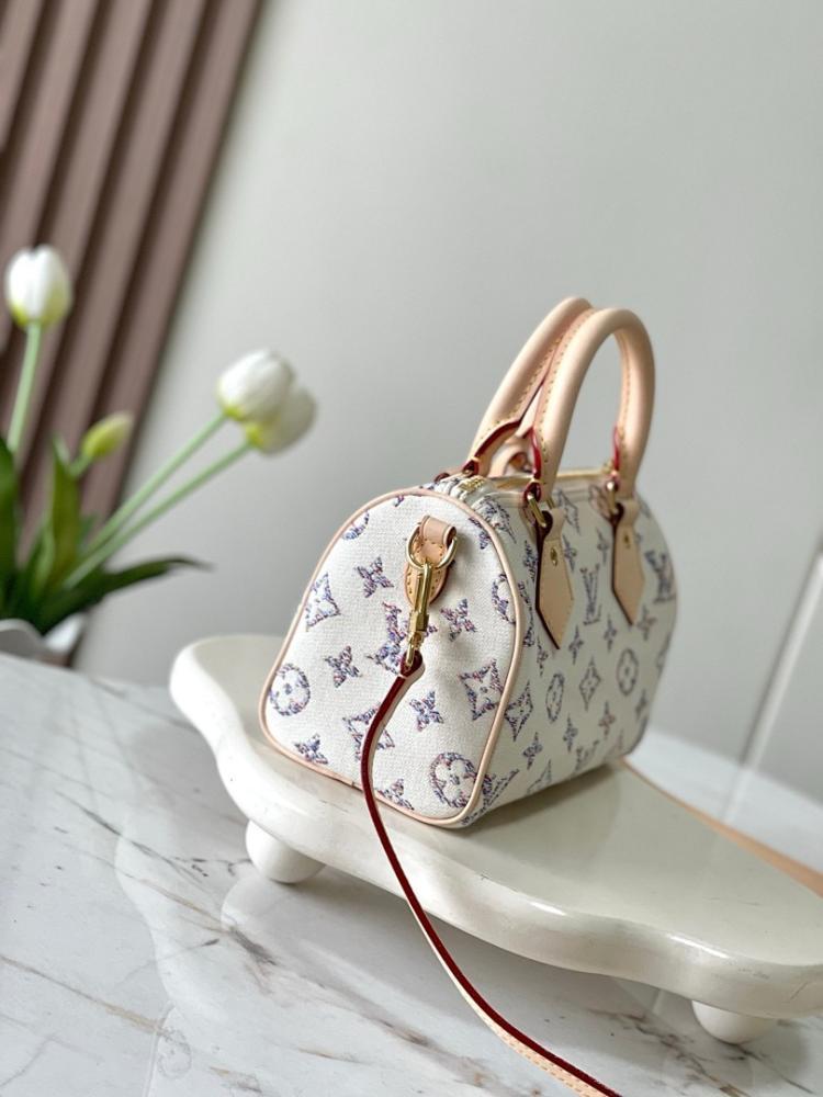 Elegant Refined Woven Jacquard Shoulder Bag