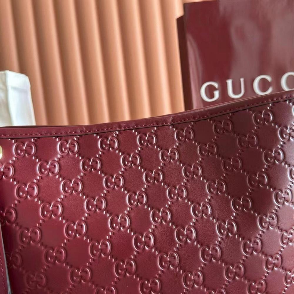 Stylish Shoulder Bag – Limited Edition