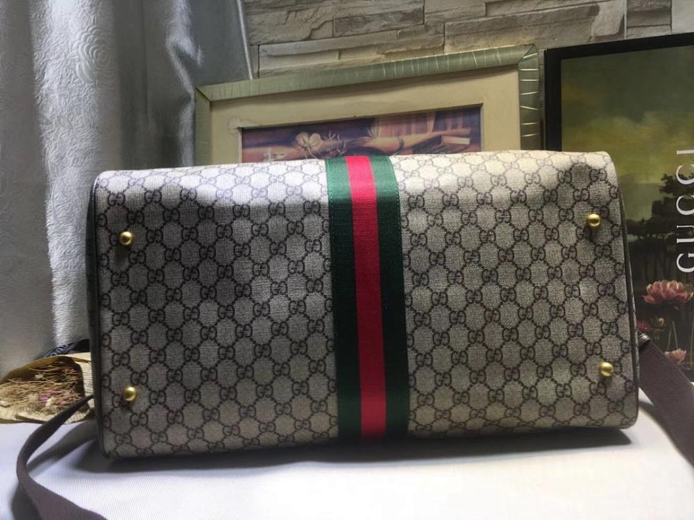 Elegant Shoulder Bag – Limited Edition