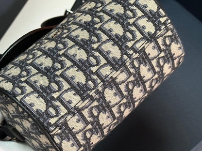 Luxury Black Leather Shoulder Bag – Limited Edition