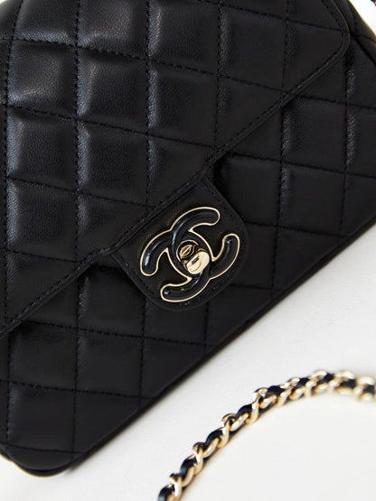 Elegant Leather Shoulder Bag