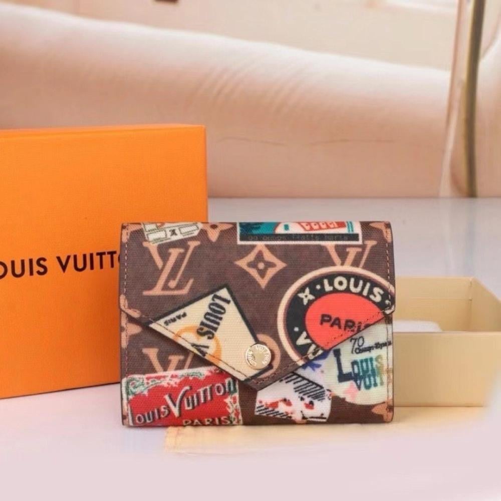 Italian-Inspired Elegant Leather Wallet