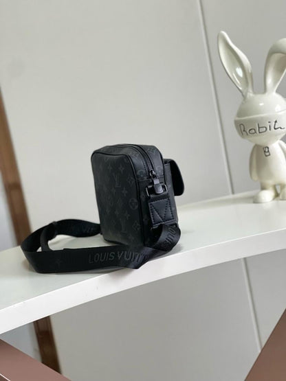 Stylish Refined Nylon Shoulder Bag