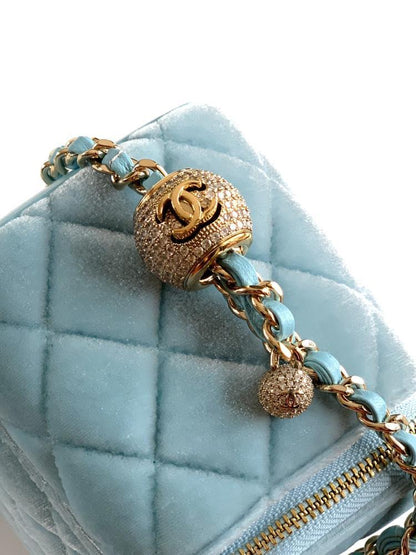 Alma Embroidered Wallet