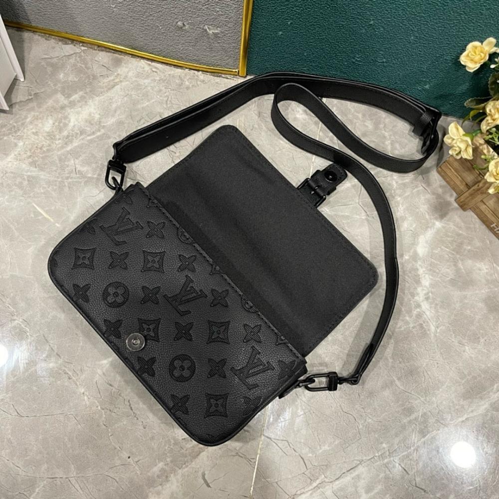 Modern Shoulder Bag