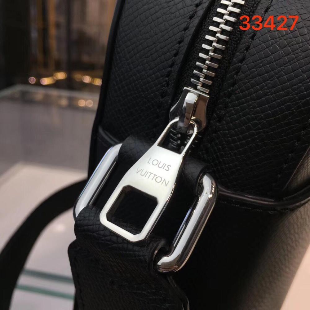 Practical Elegant Messenger Bag