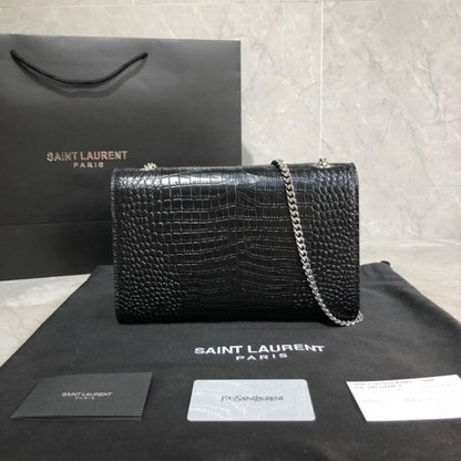 Stylish Silver Leather Top Handle Bag – Limited Edition