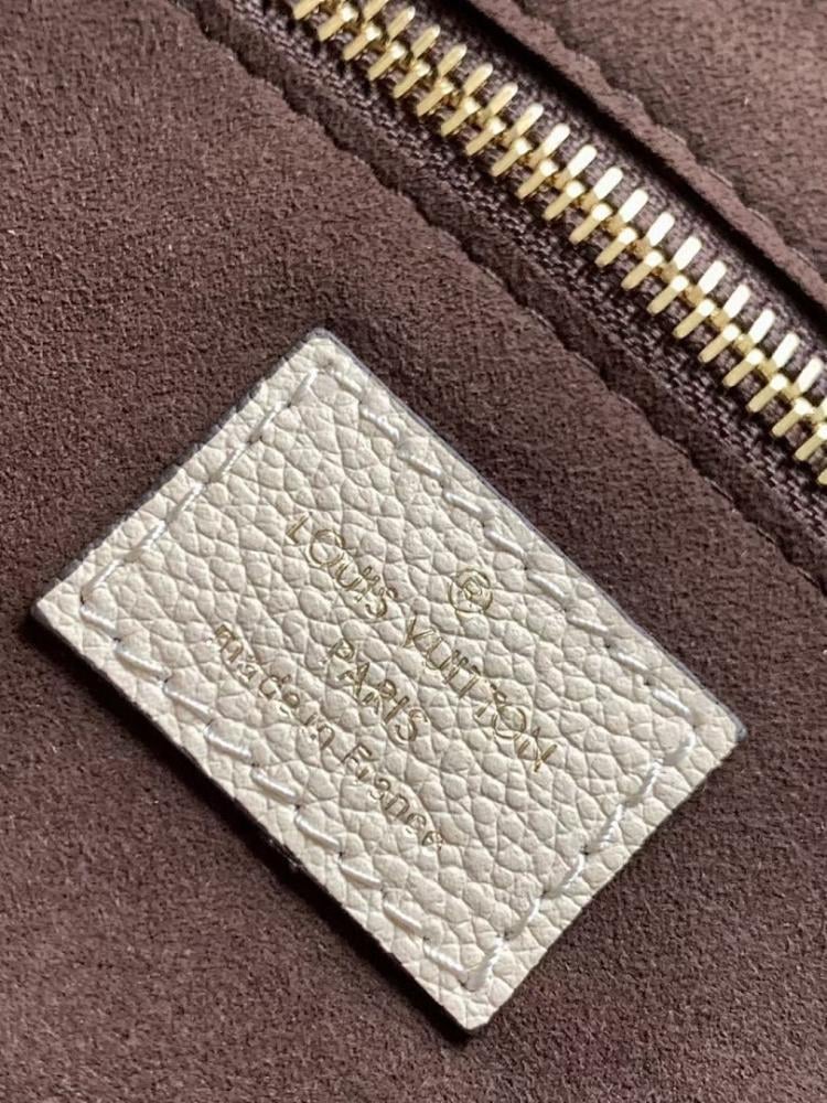 Elegant Refined Leather Top Handle Bag