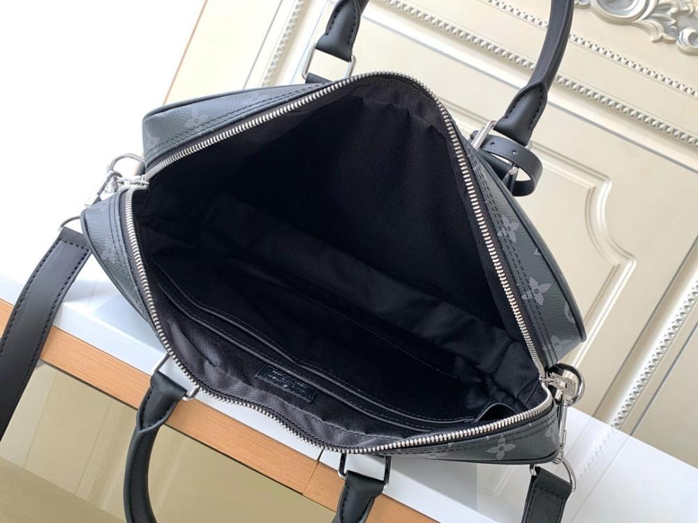 Modern Refined Quilted Canvas Shoulder Bag