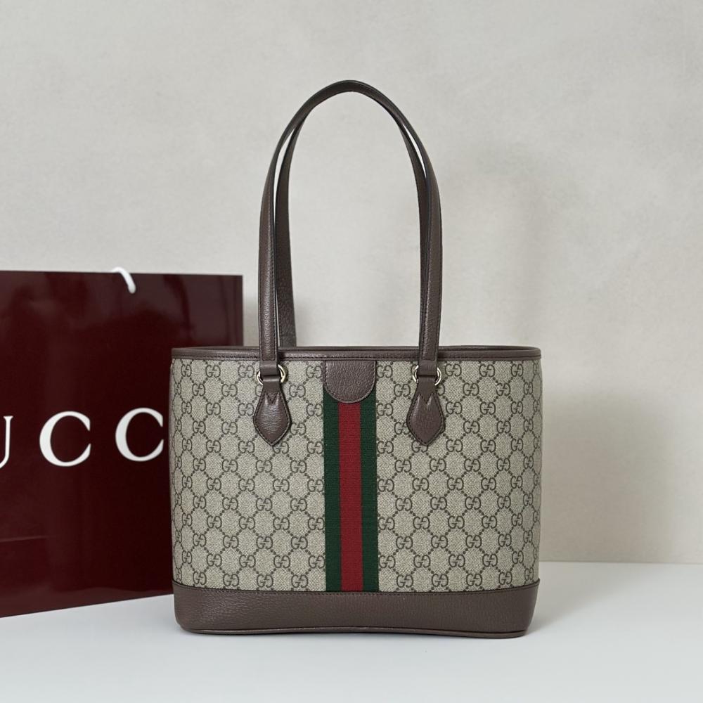 Classic Shoulder Bag