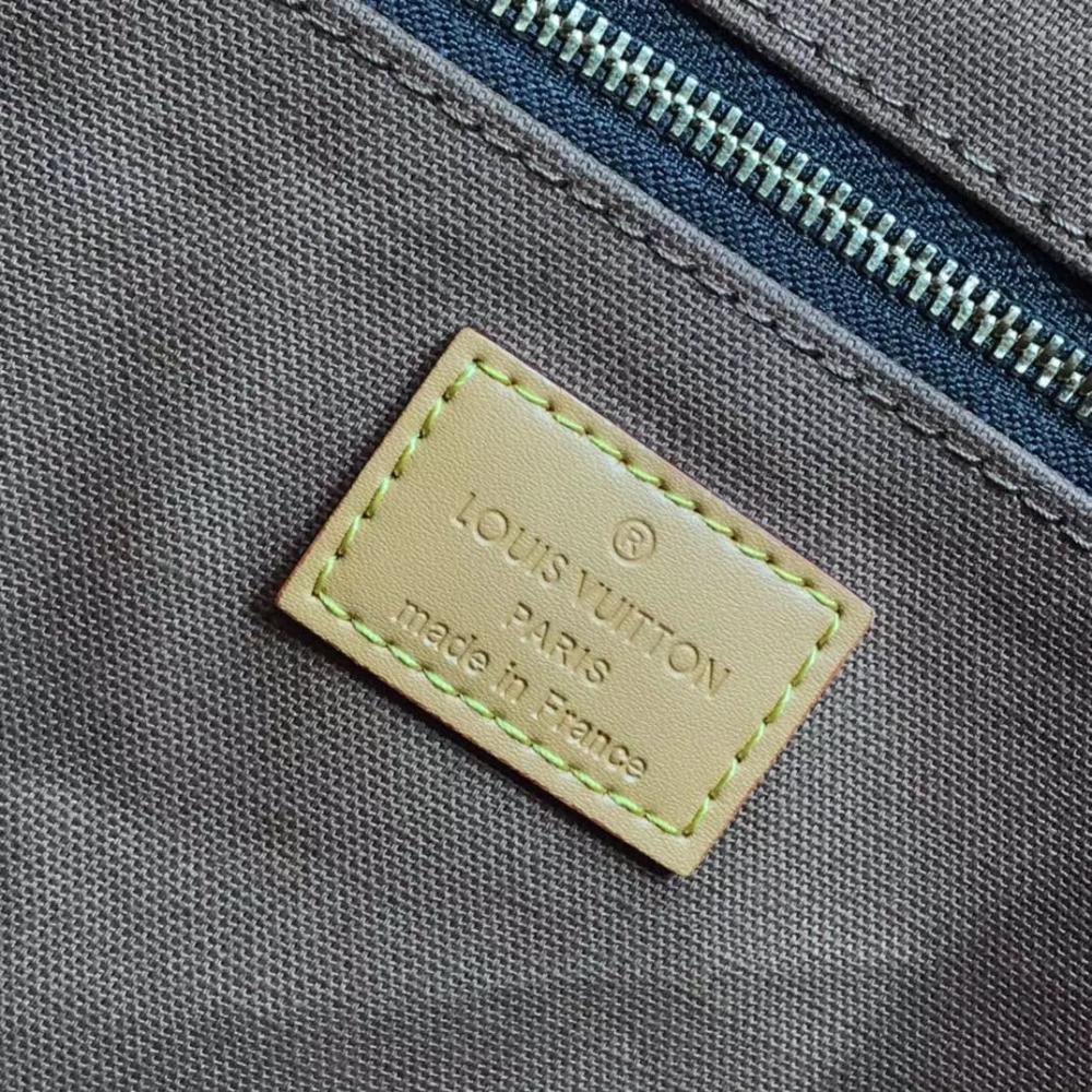 Leather Travel Bag