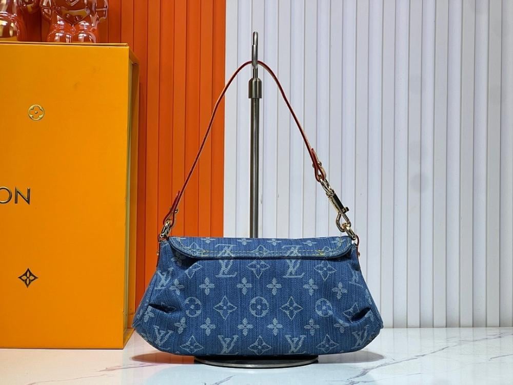 Luxury Stylish Monogram Leather Bag