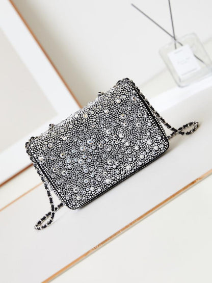 Modern Leather Shoulder Bag
