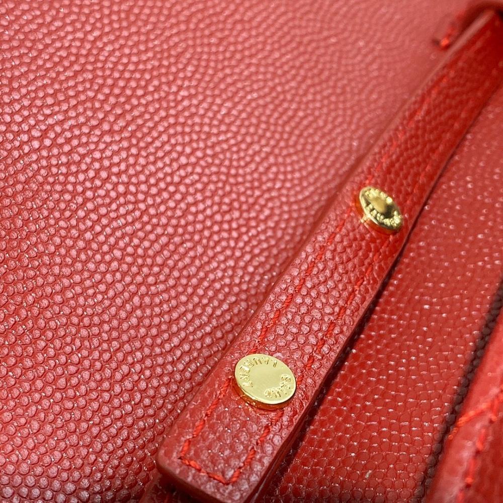 Classic Refined Leather Shoulder Bag