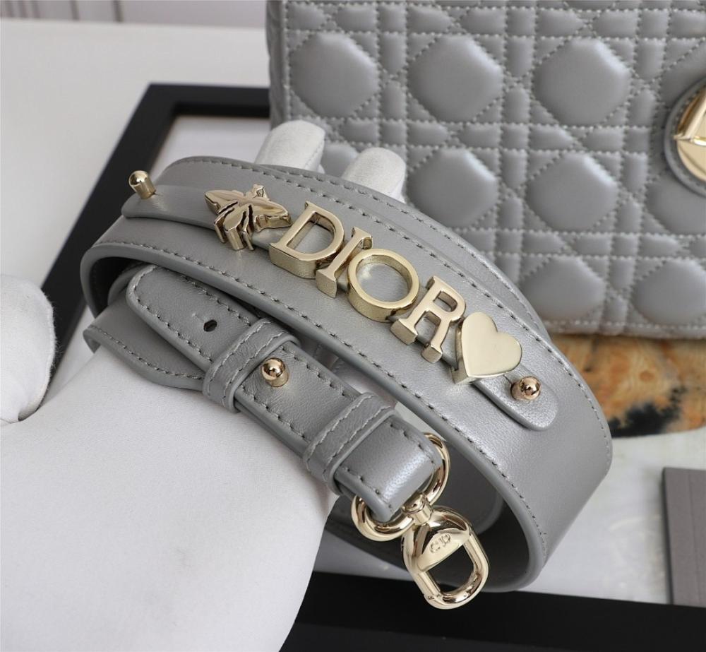 Modern Luxury Gold Leather Shoulder Bag