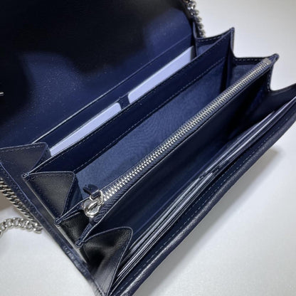 Classic Shoulder Bag