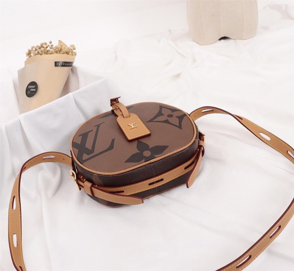 Stylish Refined Monogram Leather Shoulder Bag