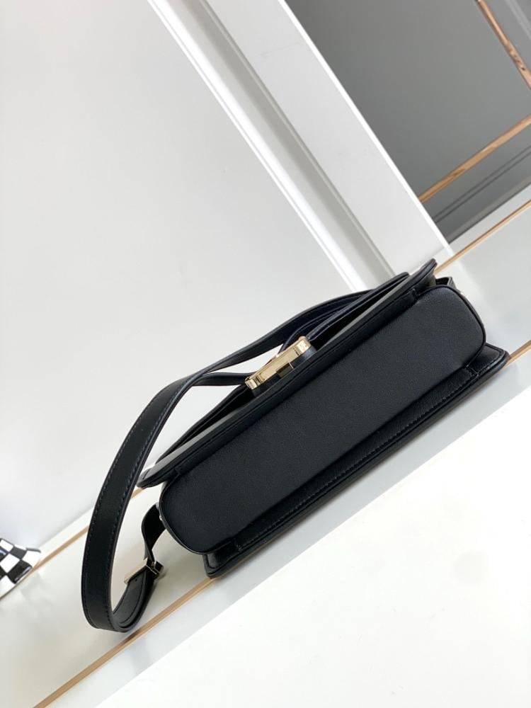 Stylish Premium Shoulder Bag