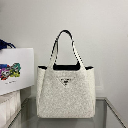 Elegant Leather Top Handle Bag