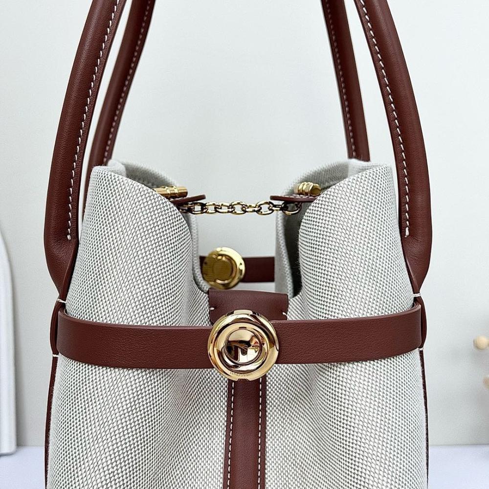 Modern Refined Leather Tote Bag