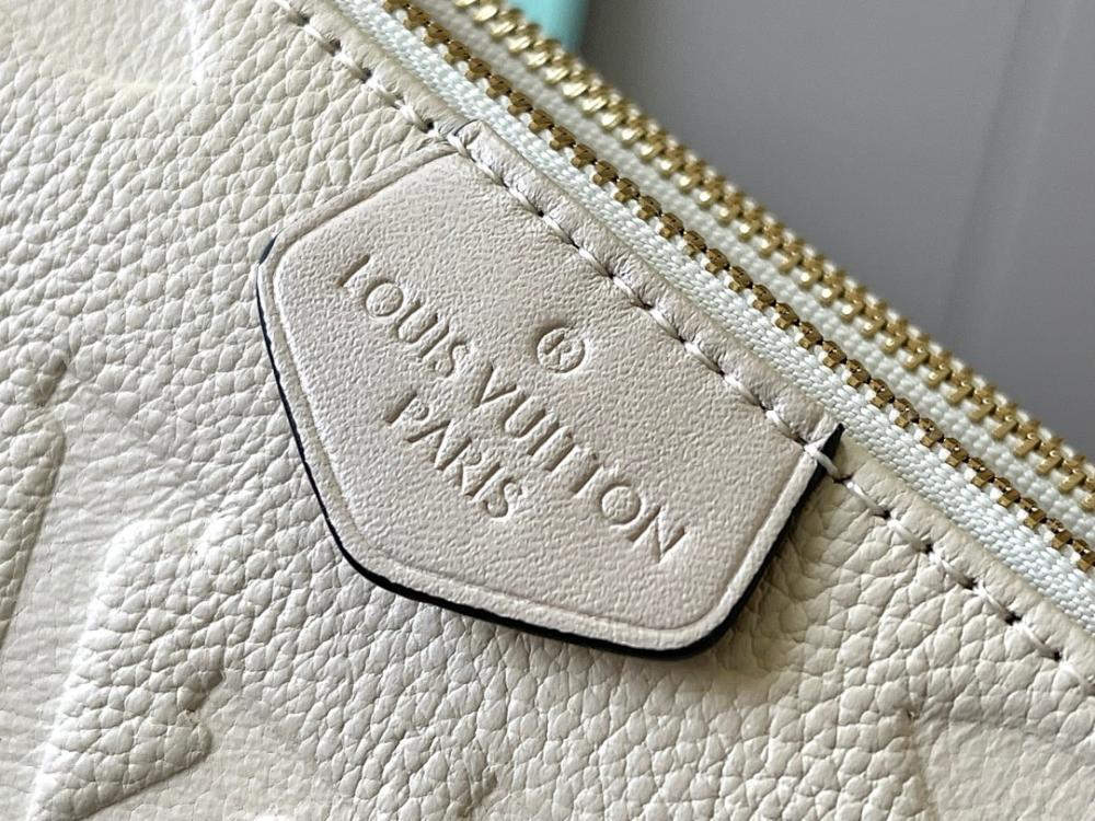 Elegant Refined Gold Monogram Jacquard Shoulder Bag