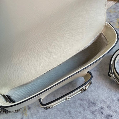 Modern Premium Crossbody Bag
