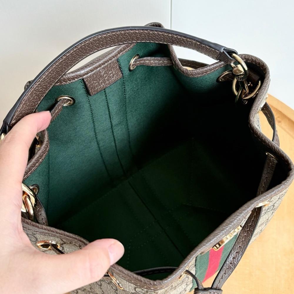 Elegant Shoulder Bag – Limited Edition