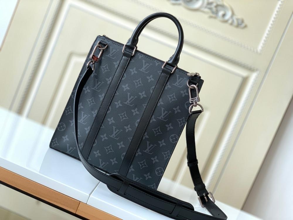 Modern Refined Leather Shoulder Bag
