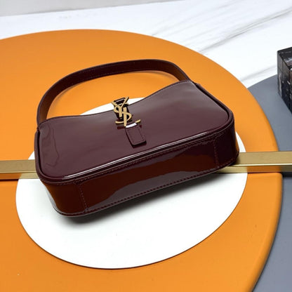 Classic Shoulder Bag