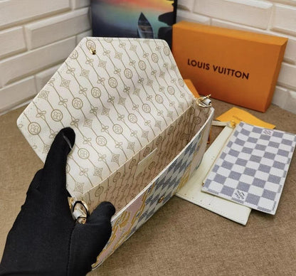 Stylish Refined Crossbody Bag
