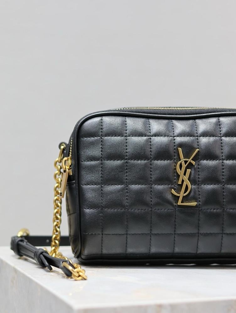 Luxury Elegant Quilted Leather Bag – Limited Edition
