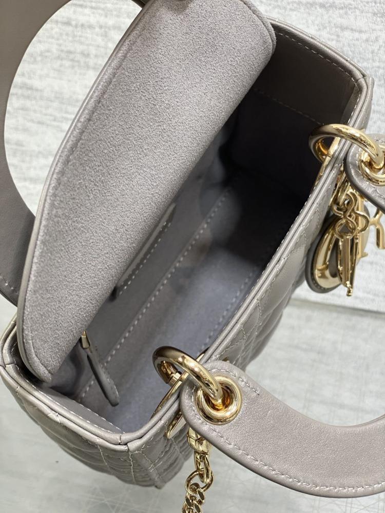Classic Elegant Top Handle Bag