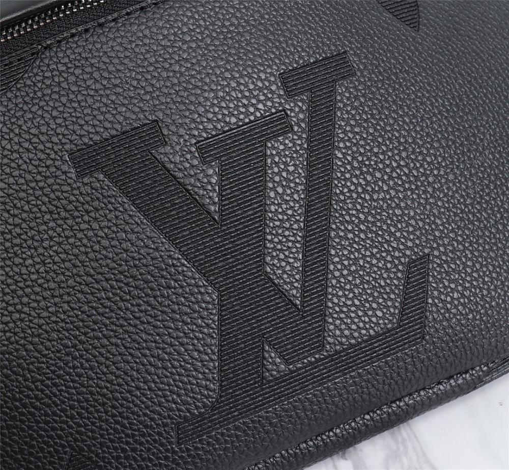 Stylish Calfskin Shoulder Bag – Special Edition