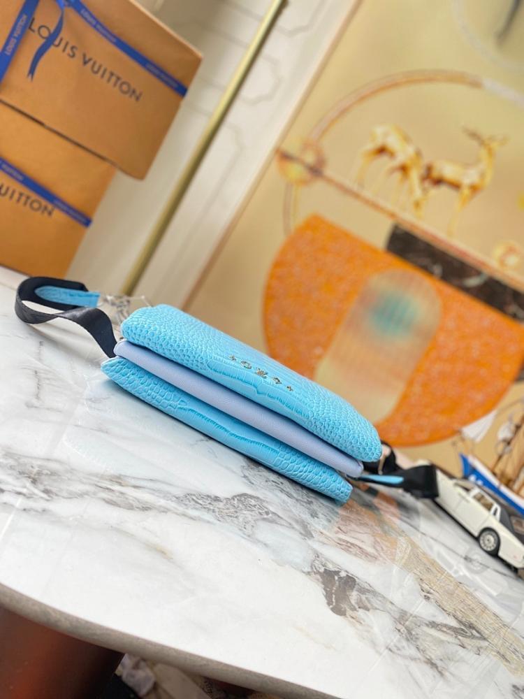 Baguette Leather Shoulder Bag