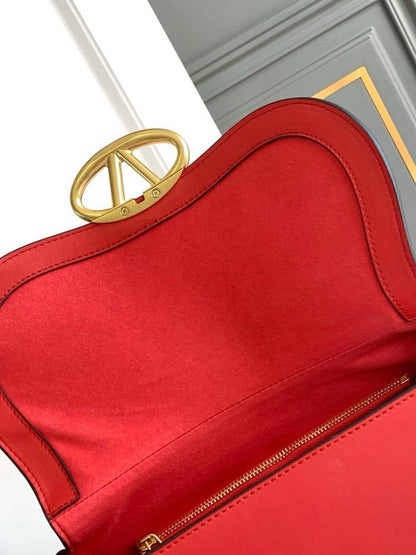 Modern Stylish Calfskin Shoulder Bag
