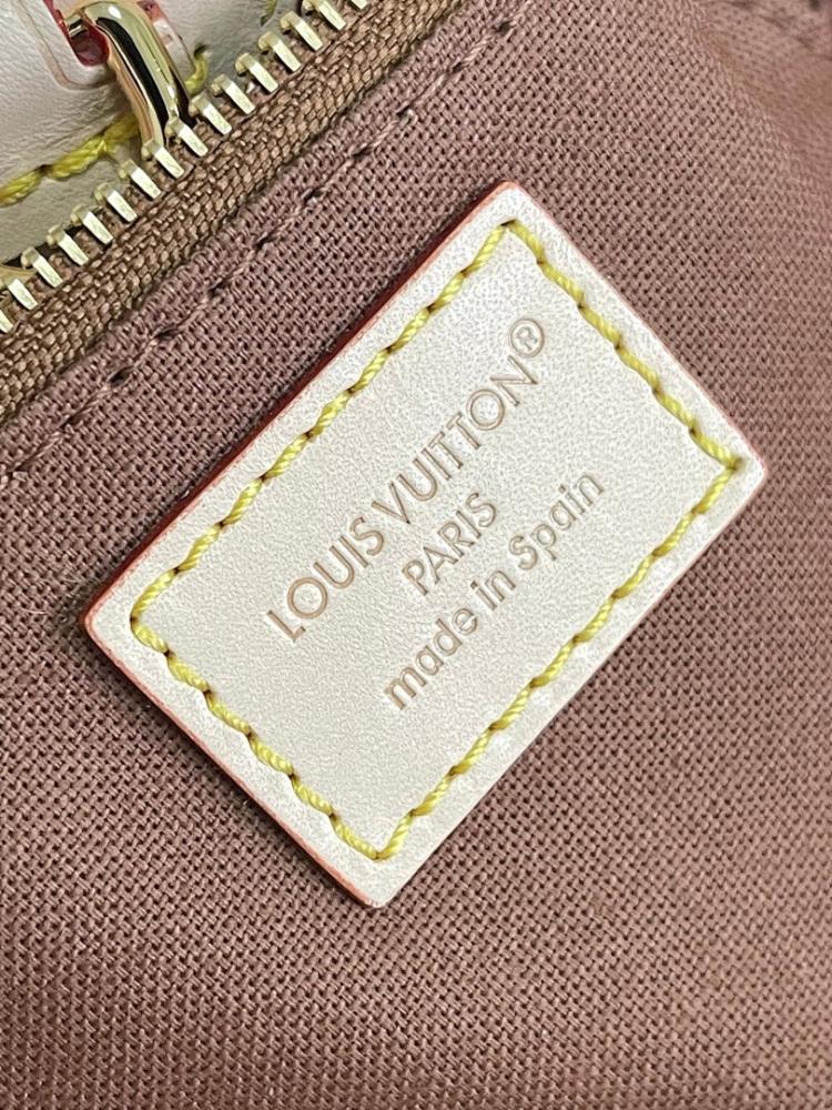 Stylish Monogram Leather Bucket Bag – Limited Edition