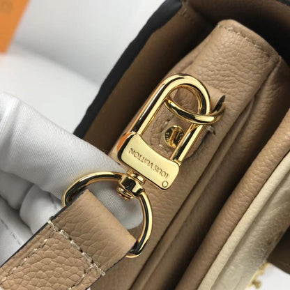 Elegant Crossbody Bag