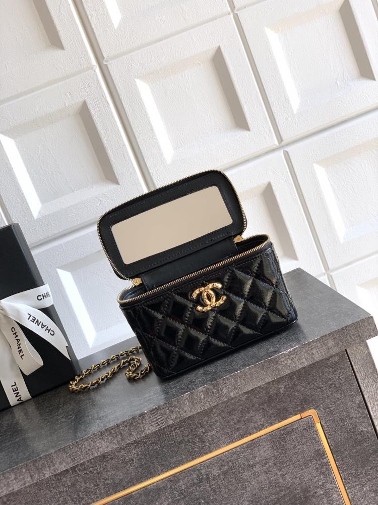 Quilted Leather Wallet